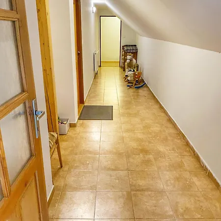 U Kotyku Apartment